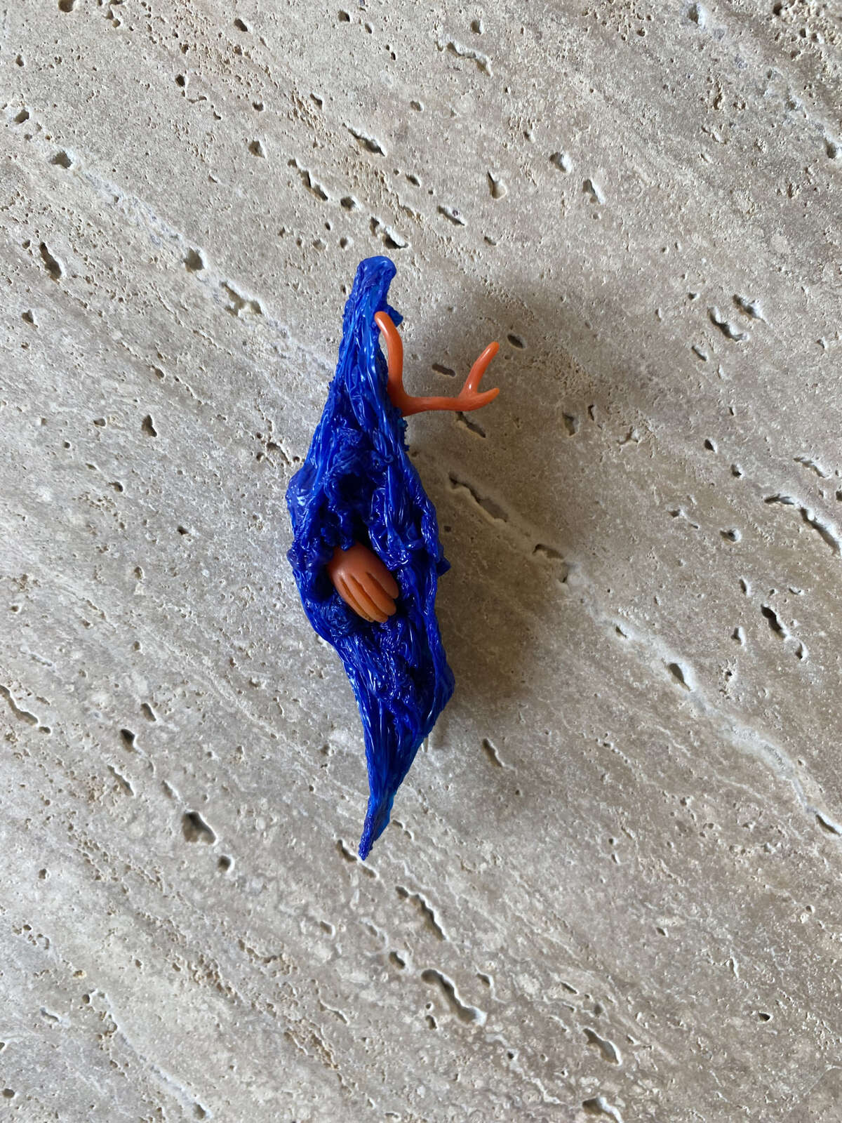 Brooch— Regarde la mer qui s'agite — 8