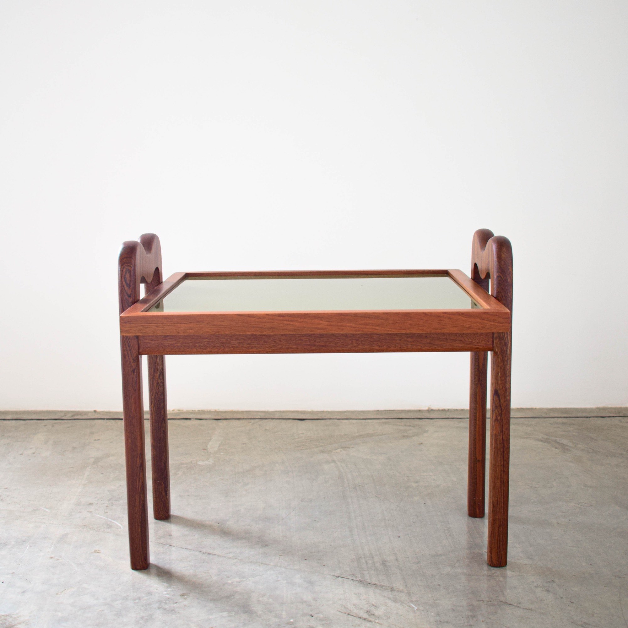 Table AA square — 3