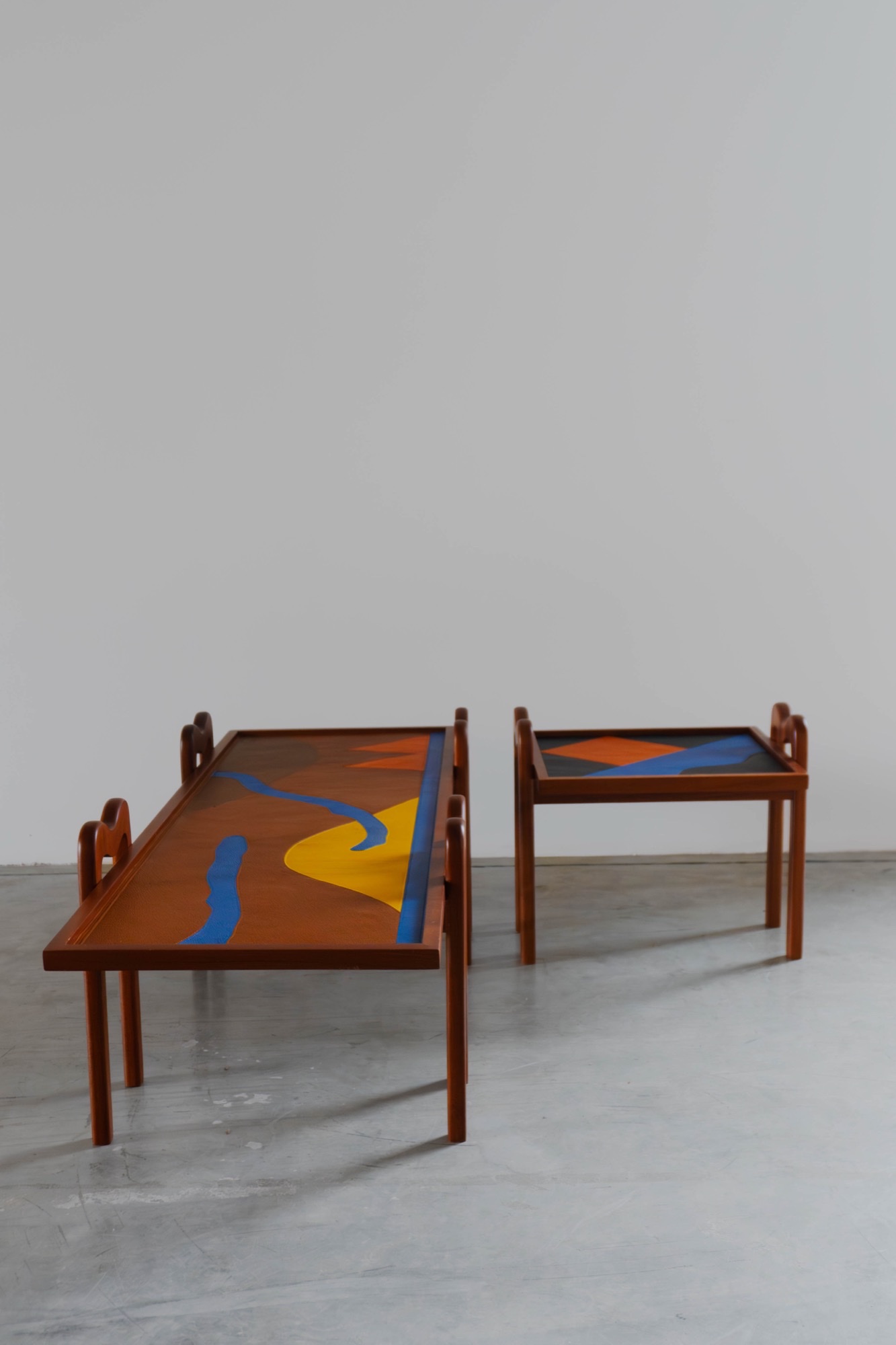 Table AA Leather — 2