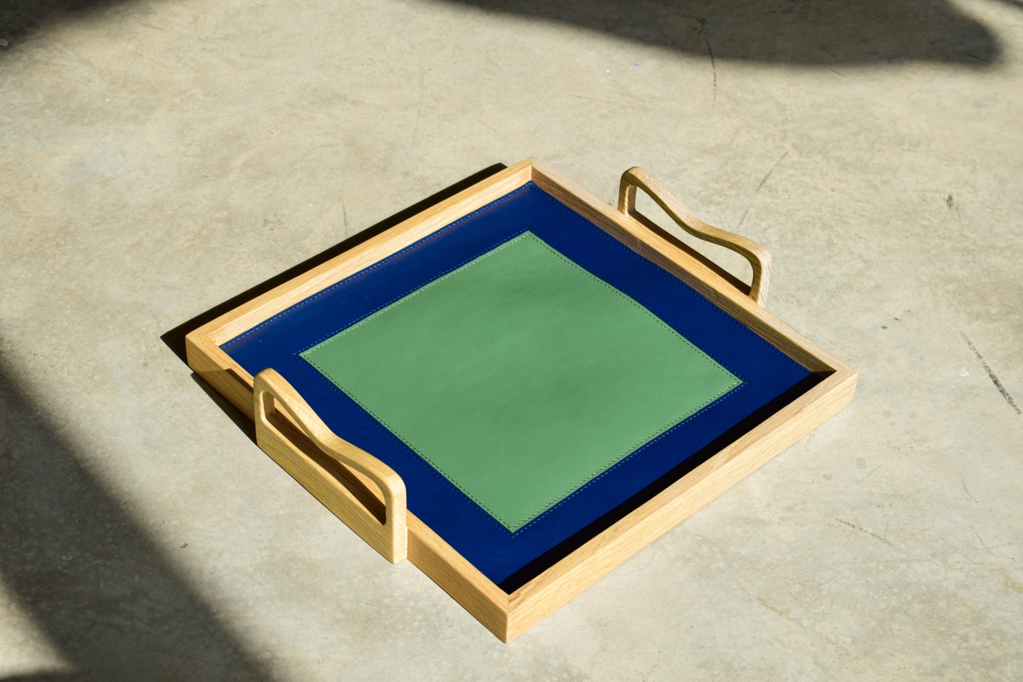 Trays — 3